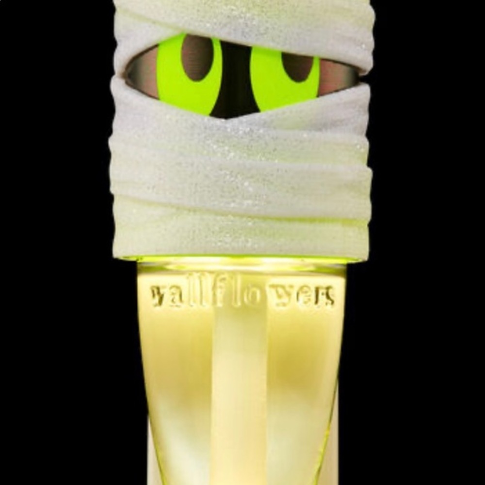 RARE Mummy Nightlight Light Up Wallflower Plug In RARE